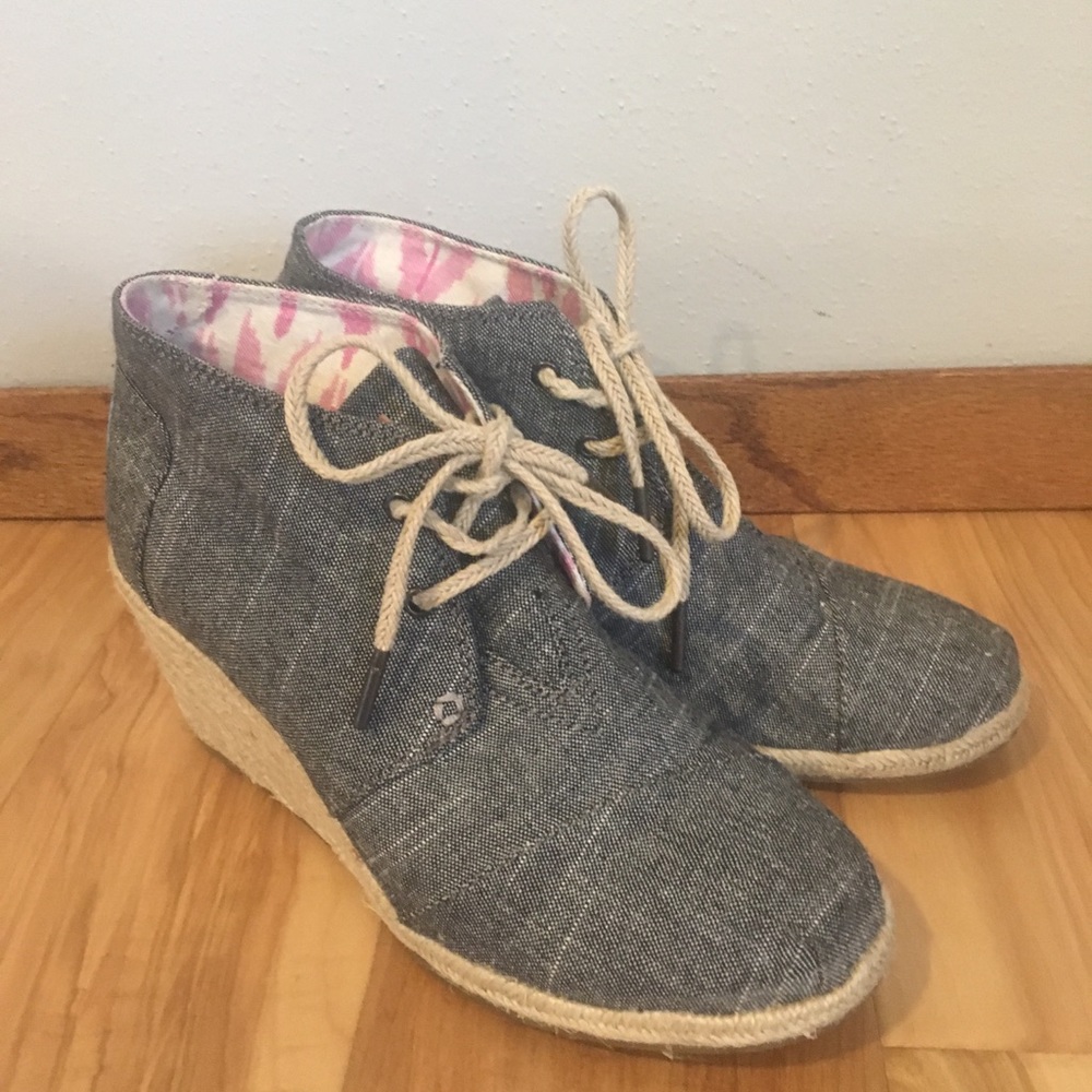 Toms Chambray Desert Booties